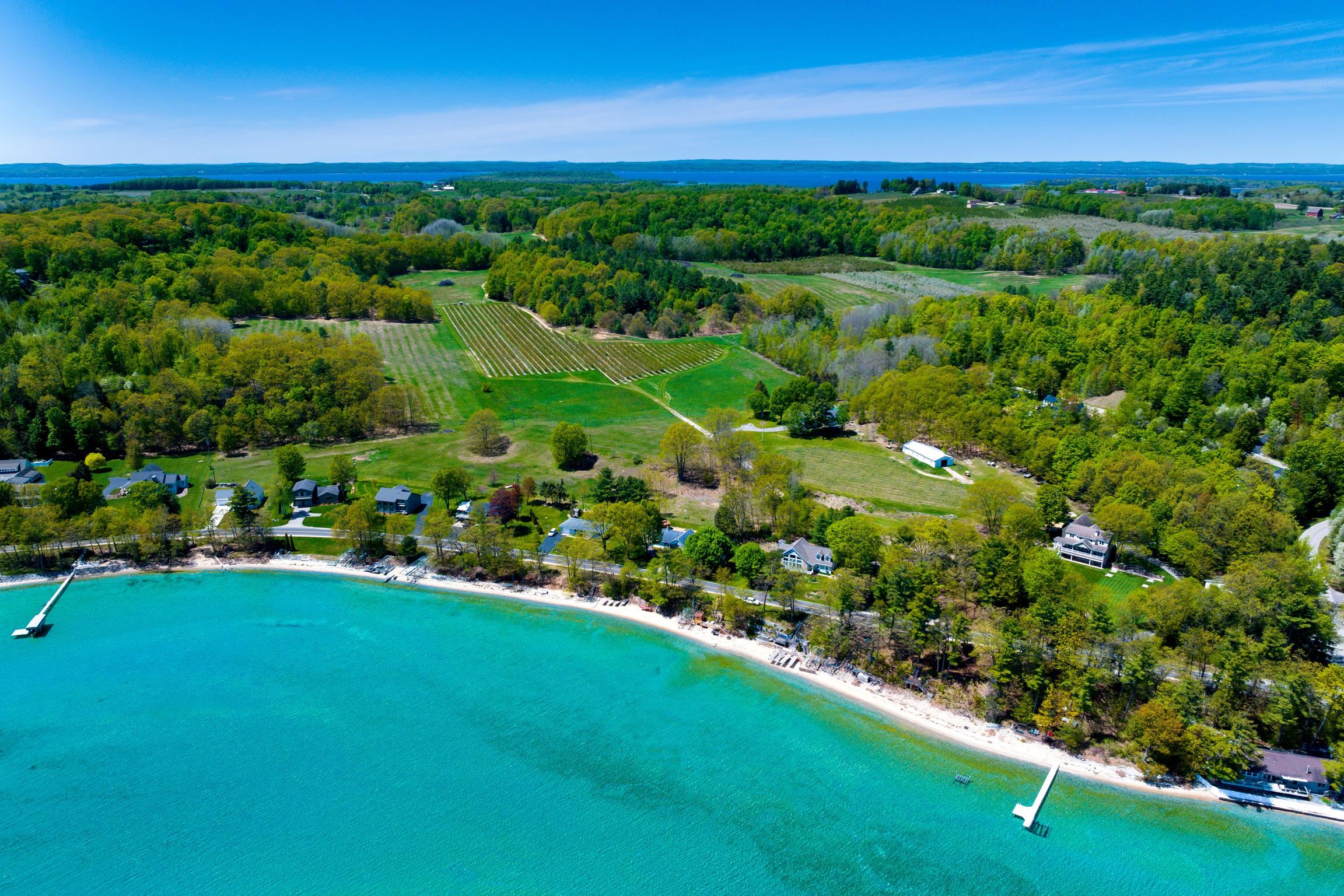 11537 Bluff Road Traverse City, MI 49686 - Photo 71 of 95 Gallery Image 71