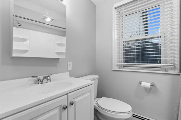 $475,000 | 2 Whitman Street, Smithfield, RI 02917