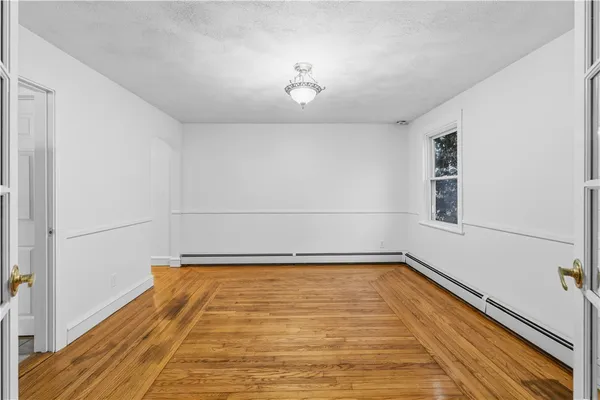 $475,000 | 2 Whitman Street, Smithfield, RI 02917