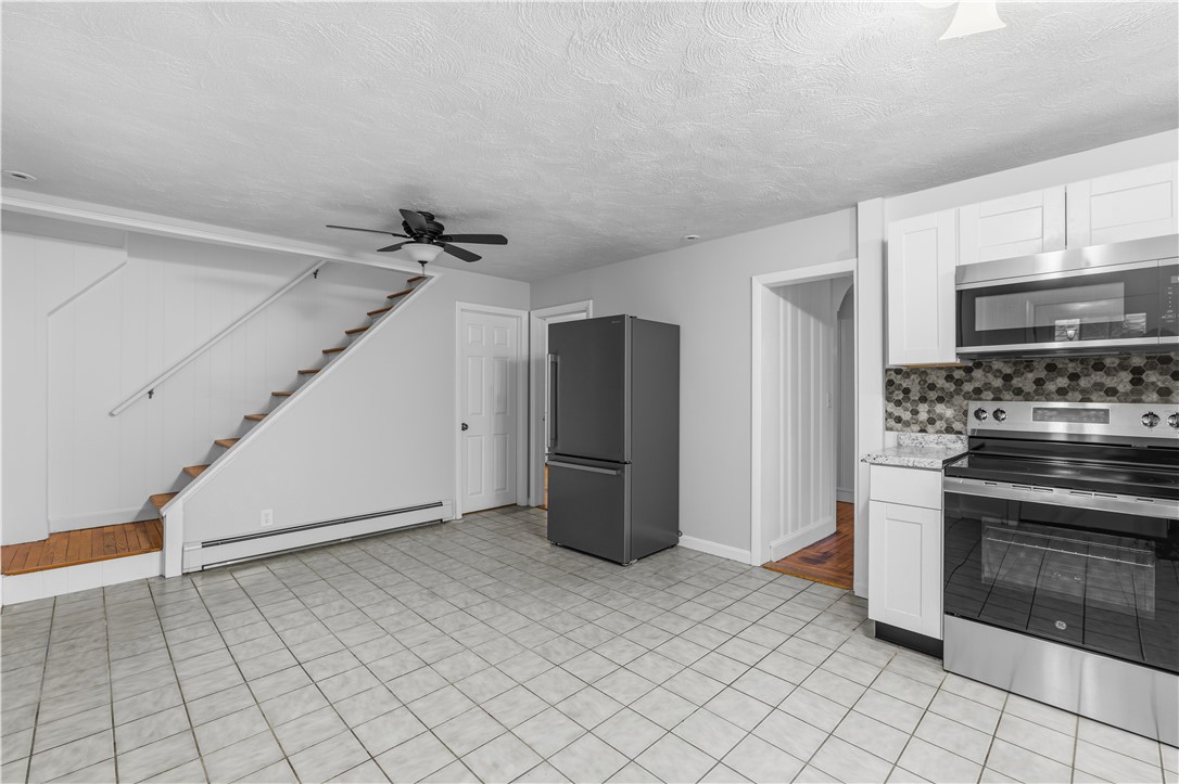 2 Whitman Street Smithfield, RI 02917 - Photo 9 of 29