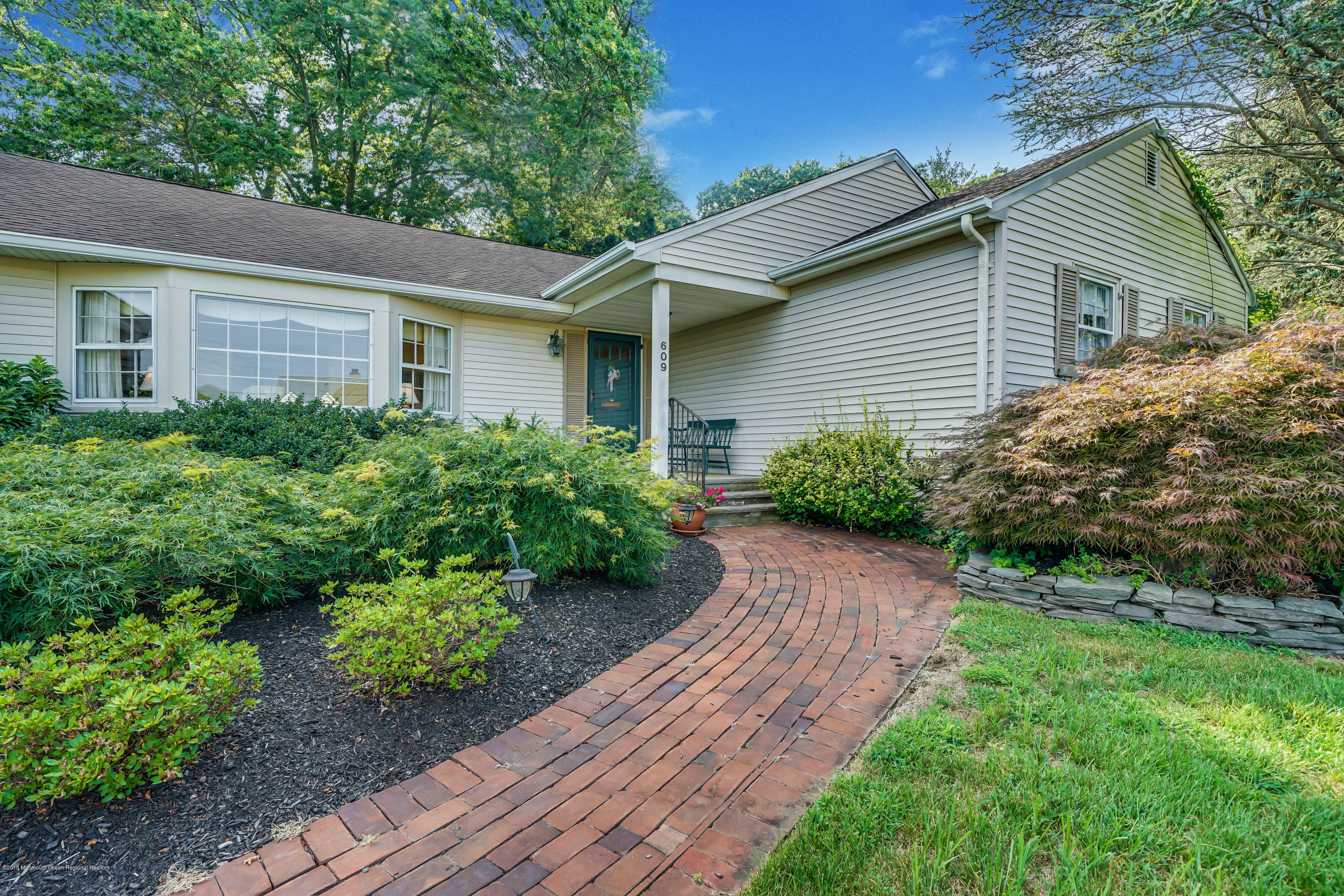 609 Oceanview Road Brielle, NJ 08730 - Photo 4 of 44 dsc07028-dsc07032