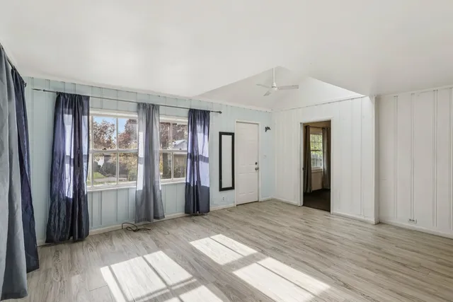 $210,000 | 18631 West Main Street, Grayslake, IL 60030