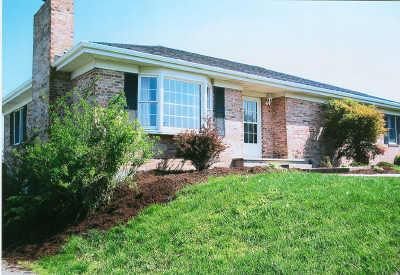 1140 Beaumont Road Nicholasville, KY 40356 - Photo 2 of 27 Side view that shows some landscaping