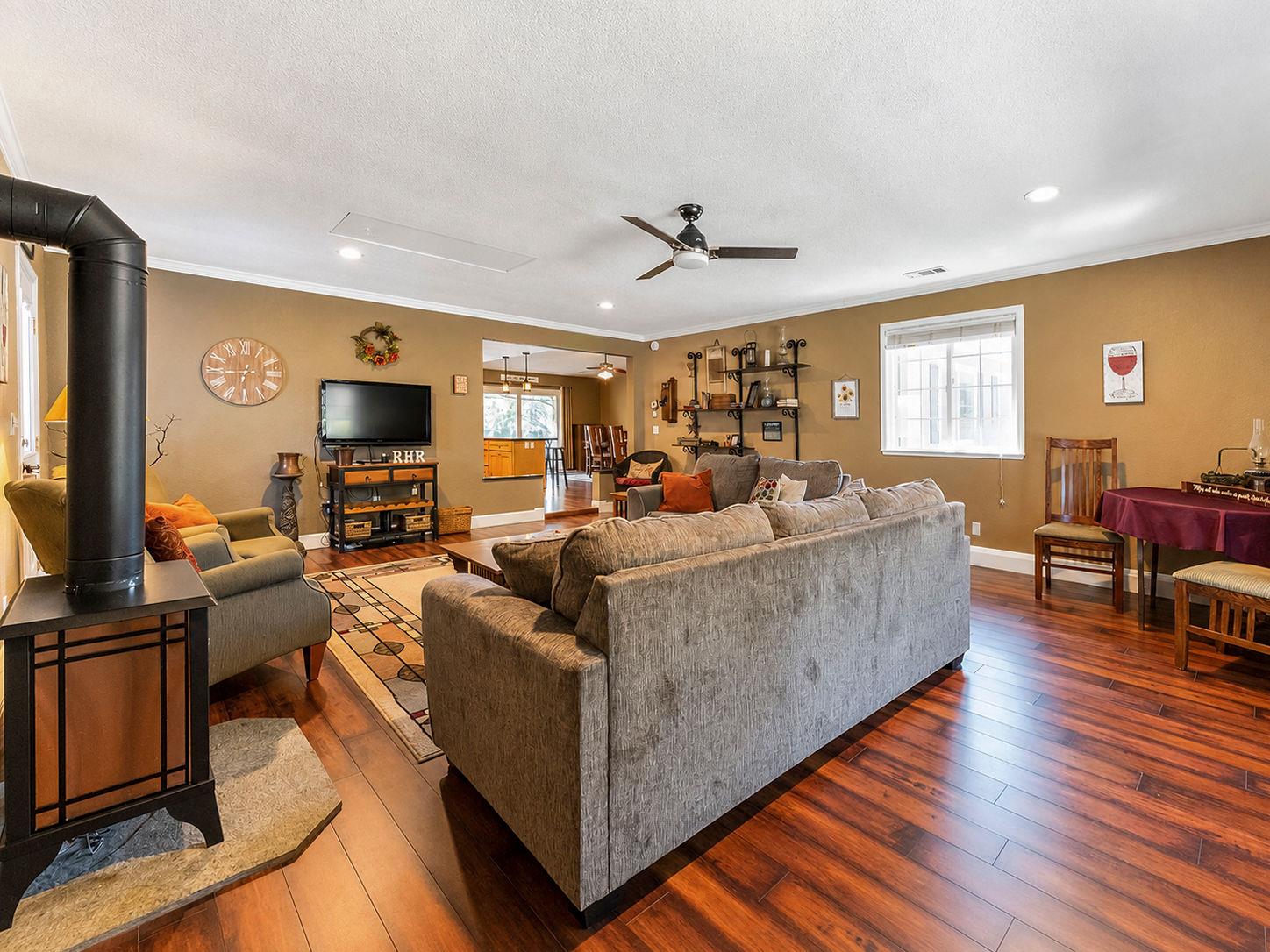 646 Rocky Hill Road Murphys, CA 95247 - Photo 16 of 71