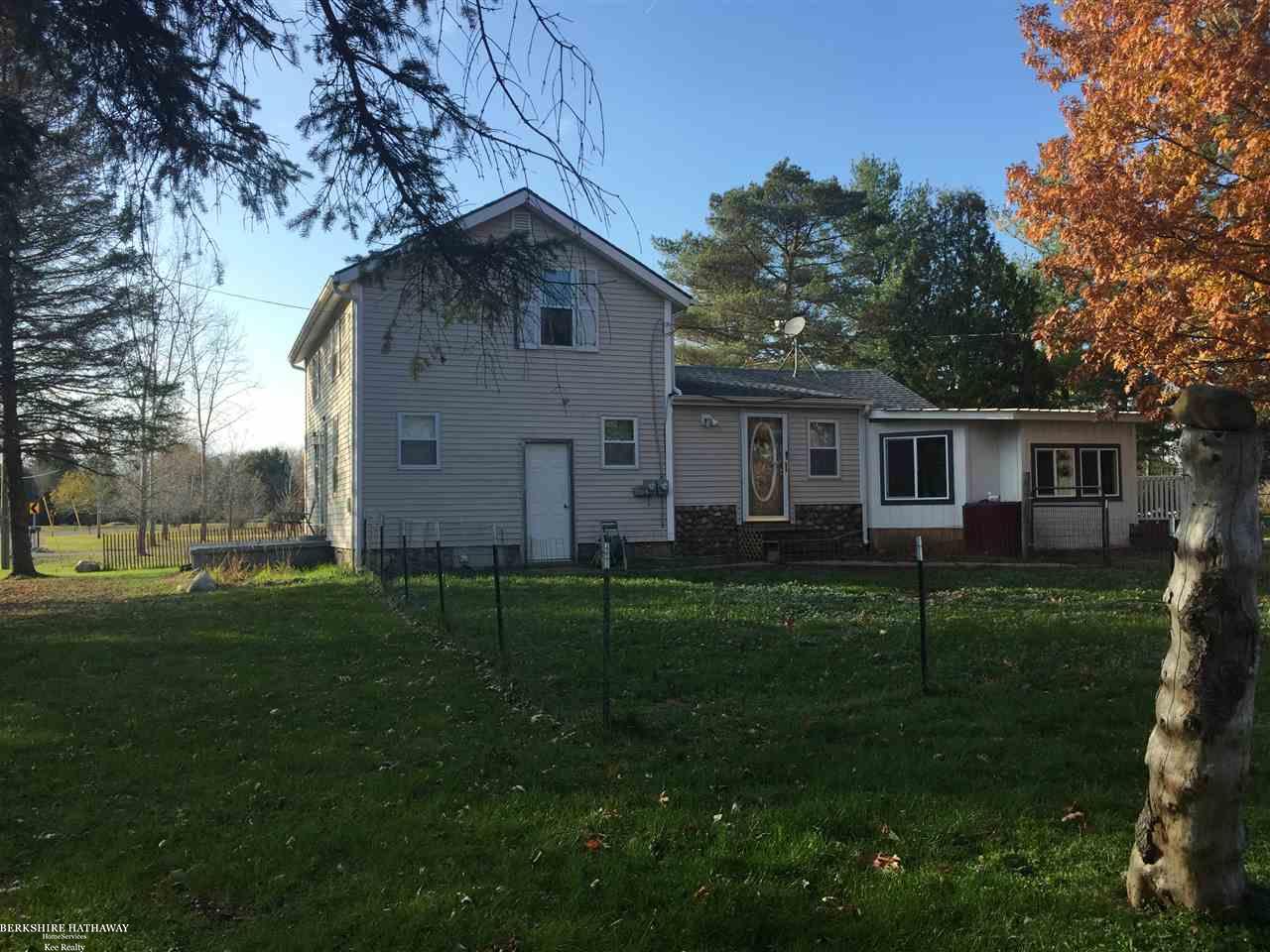 19391 Armada Ridge Road Armada, MI 48005 - Photo 3 of 22