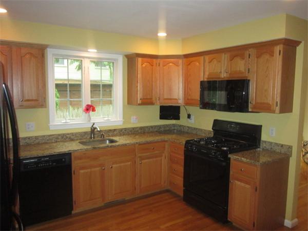 1270 Trapelo Road Waltham, MA 02451 - Photo 8 of 24
