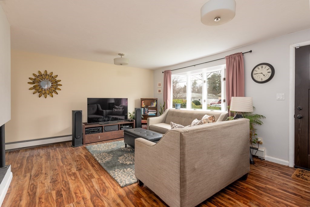 26 Fairbrook Road Framingham, MA 01701 - Photo 8 of 25 Gallery Image 8