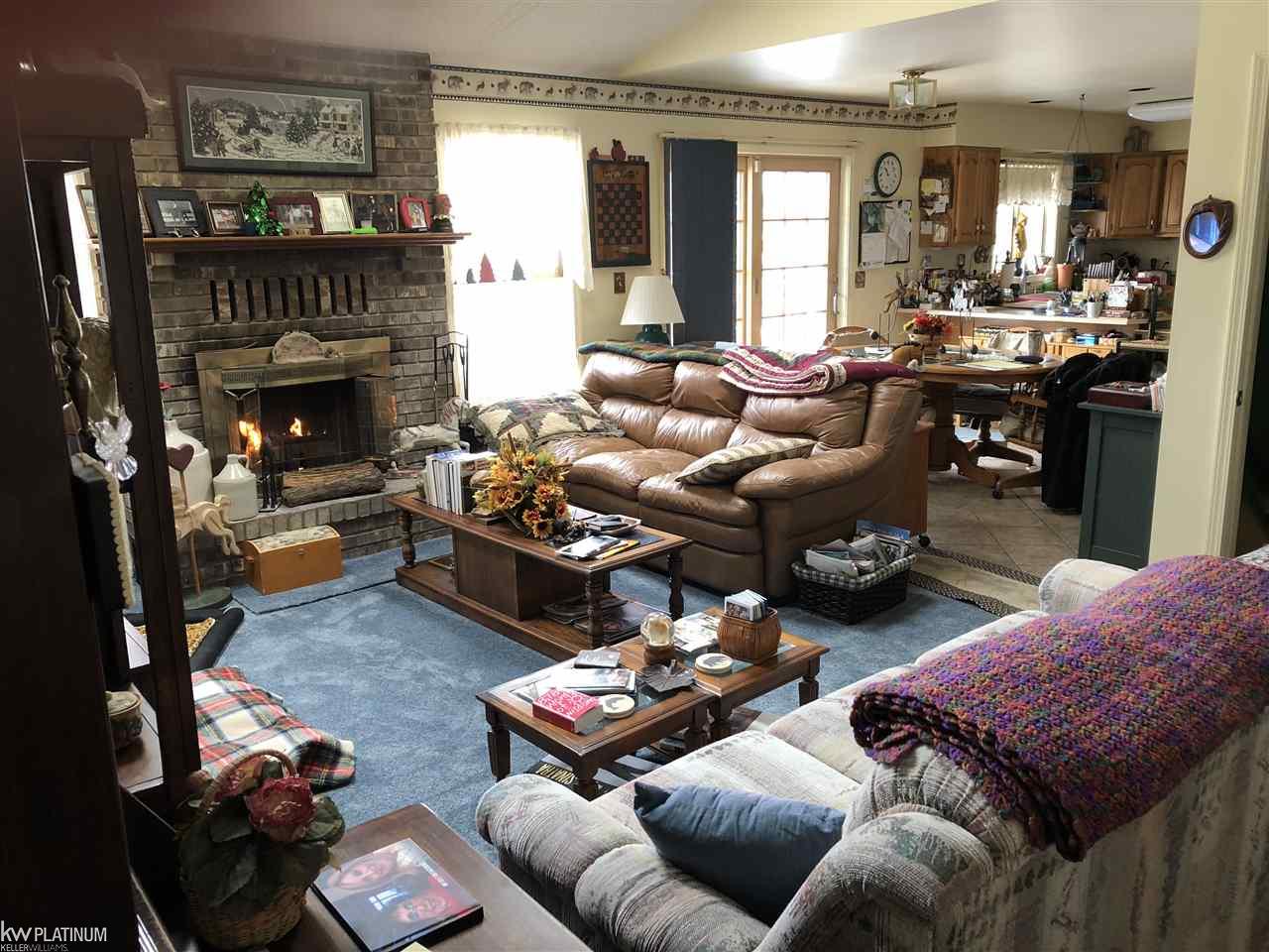 5586 McIntyre Road North Street, MI 48049 - Photo 4 of 27 Living Room and D