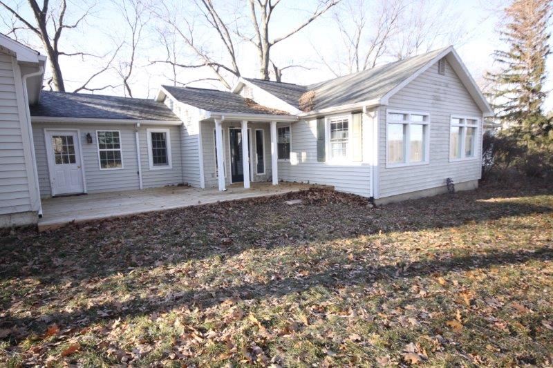 6519 West Hamilton Road South Fort Wayne, IN 46814 - Photo 2 of 18