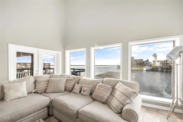 $4,900 | 13514 Port Royal Court, Corpus Christi, TX 78418