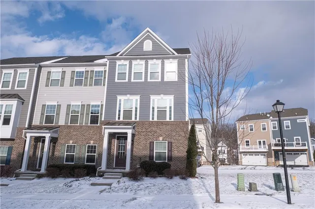 $495,000 | 527-529 Tuscarora Road, Mars, PA 16046