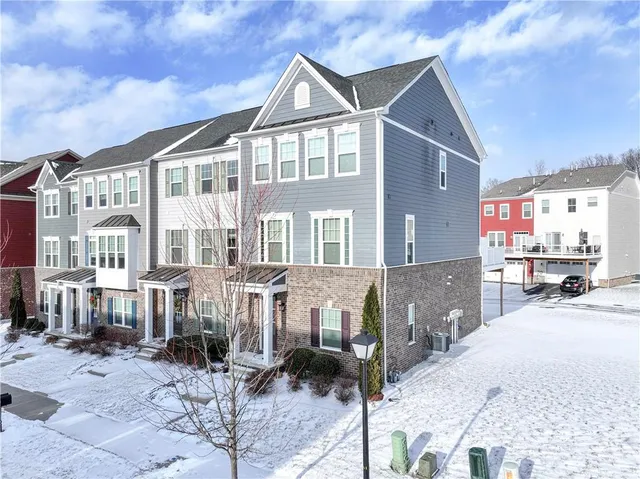 $495,000 | 527-529 Tuscarora Road, Mars, PA 16046