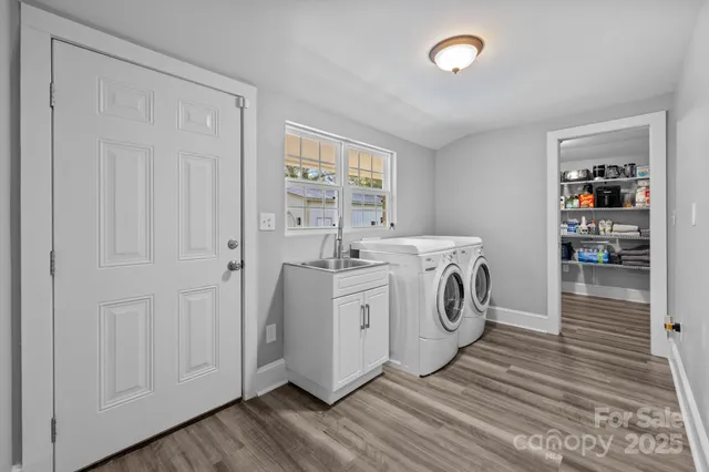 $399,000 | 622 North Elm Street, Marshville, NC 28103