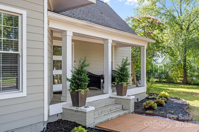 $399,000 | 622 North Elm Street, Marshville, NC 28103