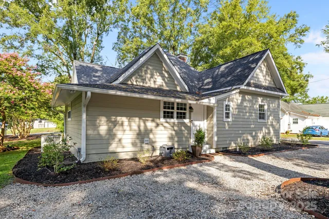 $399,000 | 622 North Elm Street, Marshville, NC 28103