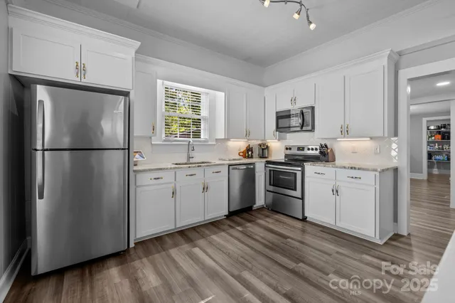 $399,000 | 622 North Elm Street, Marshville, NC 28103