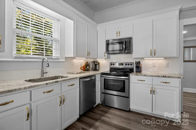 $399,000 | 622 North Elm Street, Marshville, NC 28103