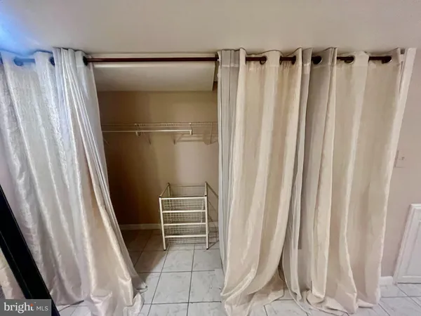 $1,400 | 628 North Columbus Street, Alexandria, VA 22314