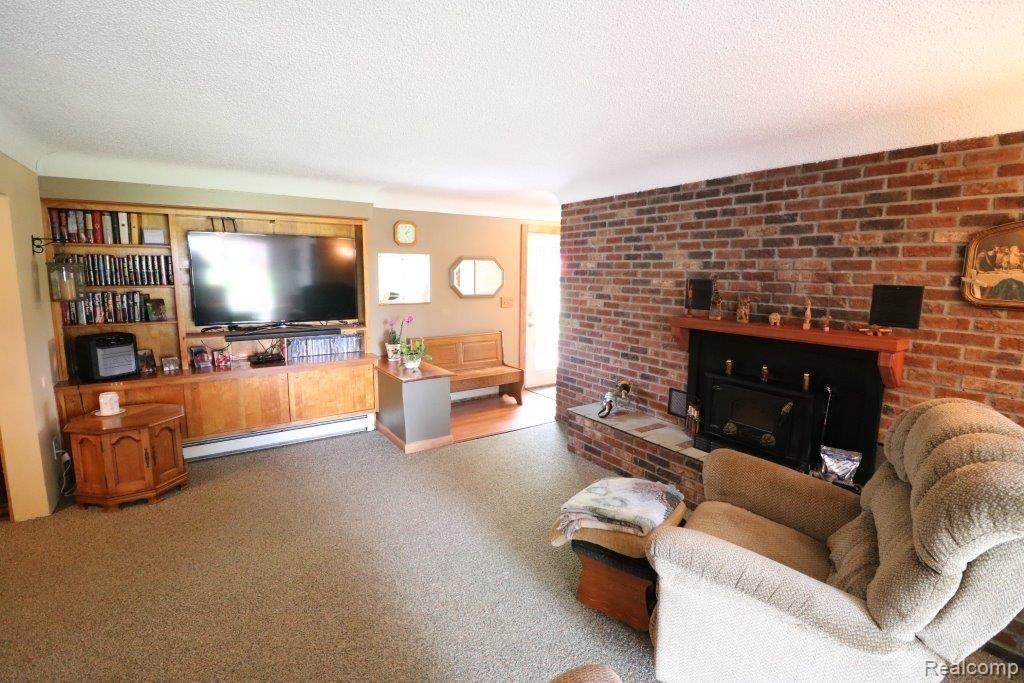 1638 Gray Road Lapeer, MI 48446 - Photo 10 of 41