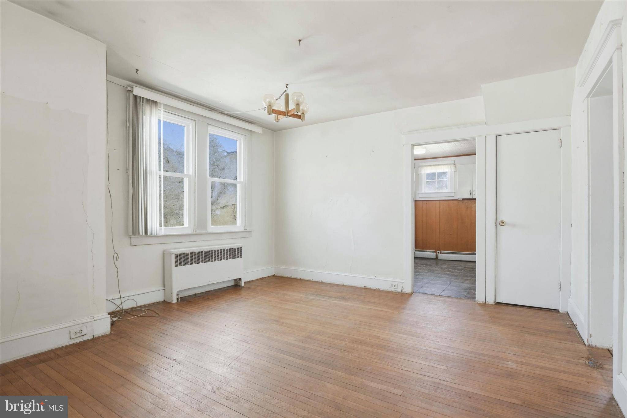 874 Edge Hill Road Glenside, PA 19038 - Photo 4 of 15