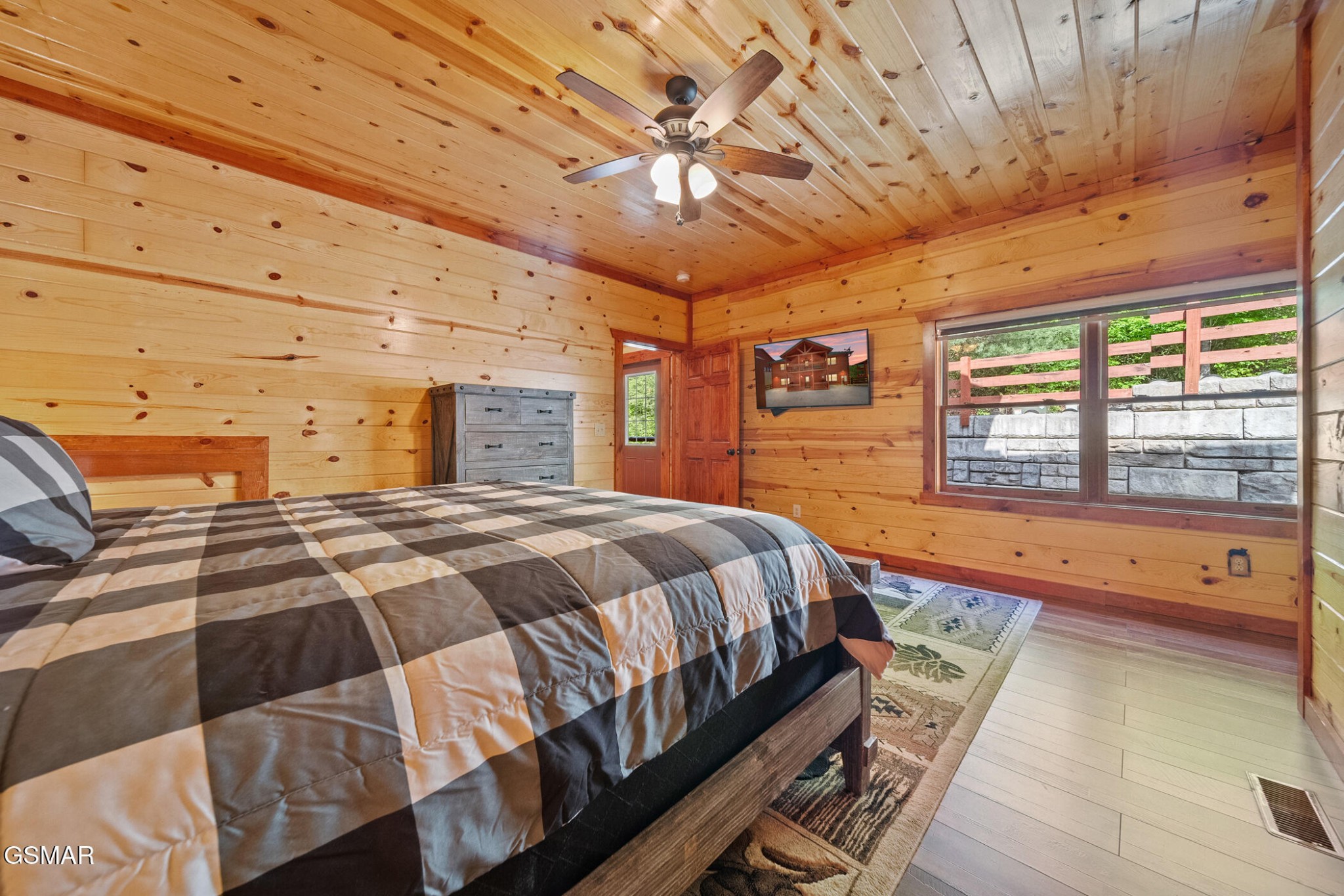 3238 Smoky Ridge Way Sevierville, TN 37862 - Photo 16 of 55 Gallery Image 16