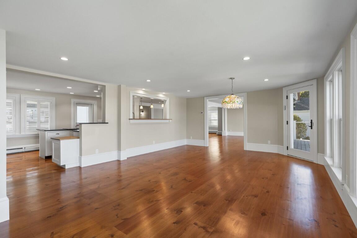 22 School Street Boothbay, ME 04544 - Photo 23 of 72 29