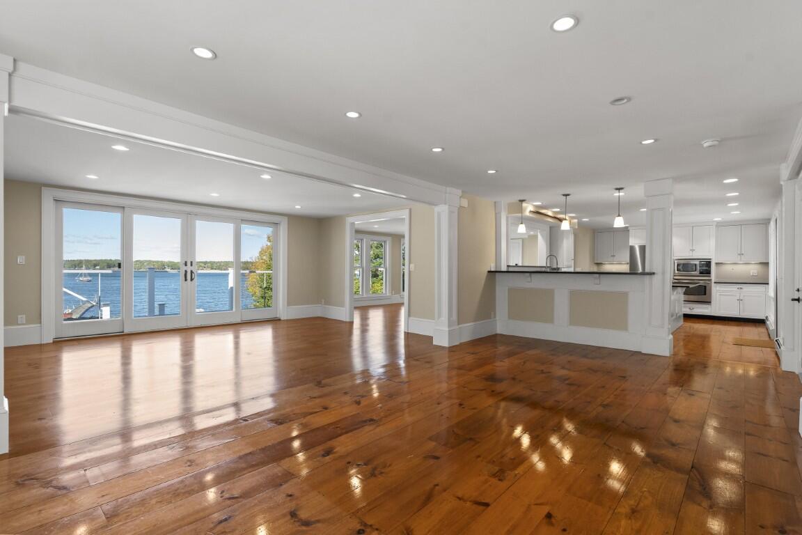 22 School Street Boothbay, ME 04544 - Photo 35 of 72 41