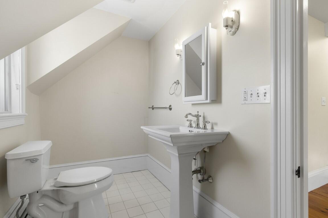 22 School Street Boothbay, ME 04544 - Photo 59 of 72 69