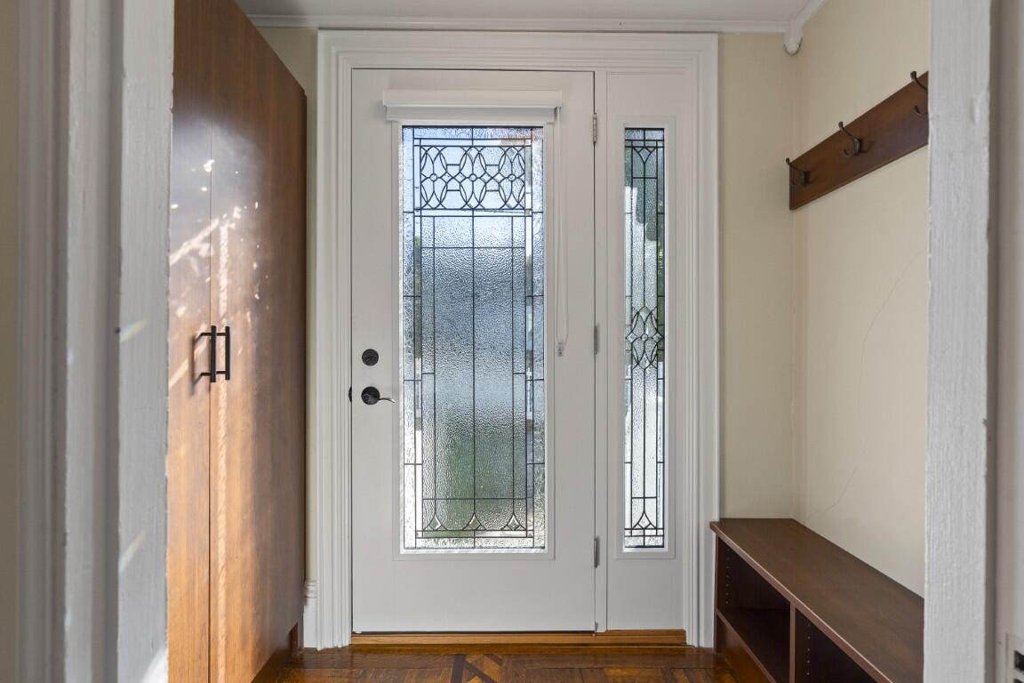 22 School Street Boothbay, ME 04544 - Photo 8 of 72 10