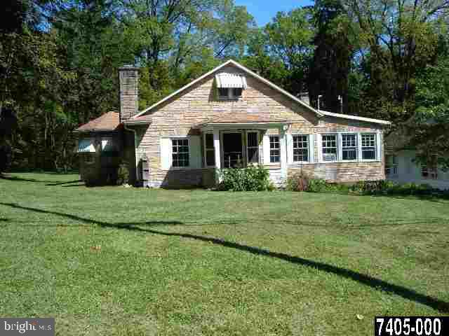 4047 Fox Run Road Dover, PA 17315 - Photo 1 of 17 Gallery Image 1