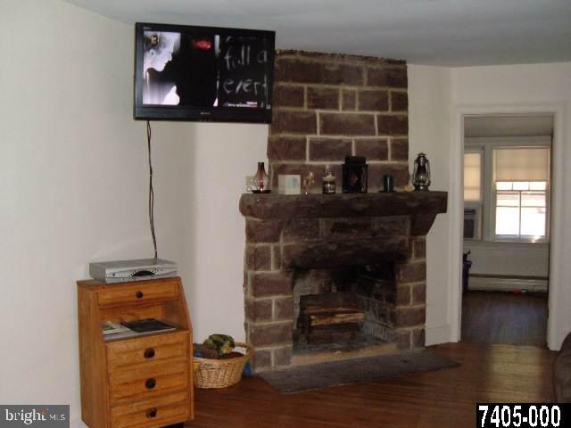 4047 Fox Run Road Dover, PA 17315 - Photo 4 of 17 Gallery Image 4