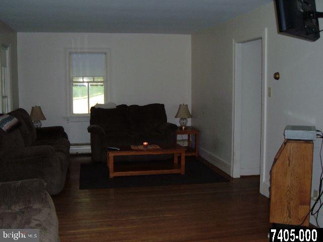 4047 Fox Run Road Dover, PA 17315 - Photo 6 of 17 Gallery Image 6