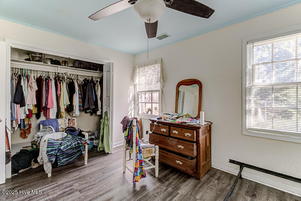 817 South 11th Street Wilmington, NC 28401 - Photo 13 of 15 IMG_6568_69_70_71_72