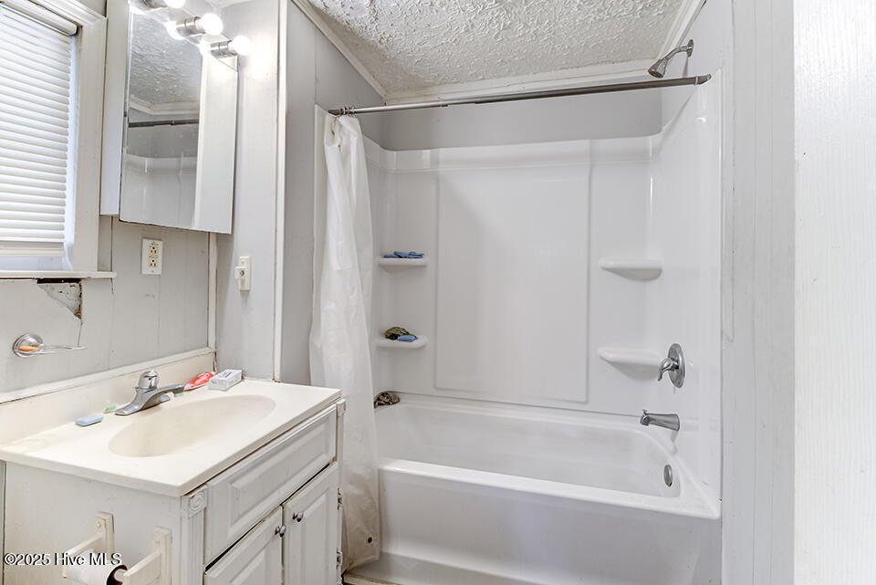 817 South 11th Street Wilmington, NC 28401 - Photo 5 of 15 IMG_6608_09_10_11_12