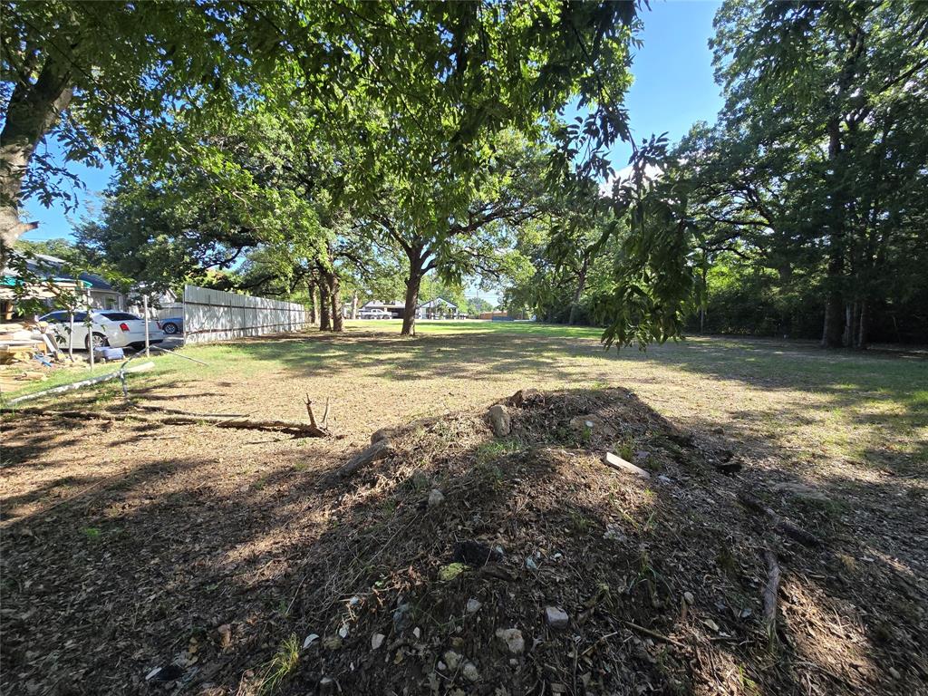 9501 Teagarden Road Dallas, TX 75217 - Photo 10 of 10 Gallery Image 10