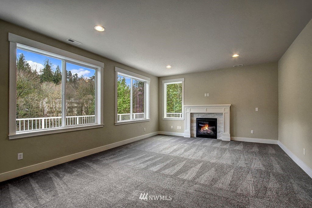 9914 Northeast 162nd Street Bothell, WA 98011 - Photo 11 of 17 Gallery Image 11