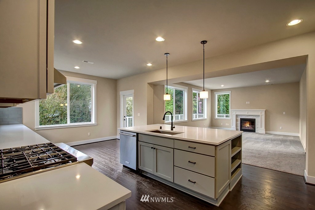 9914 Northeast 162nd Street Bothell, WA 98011 - Photo 14 of 17 Gallery Image 14