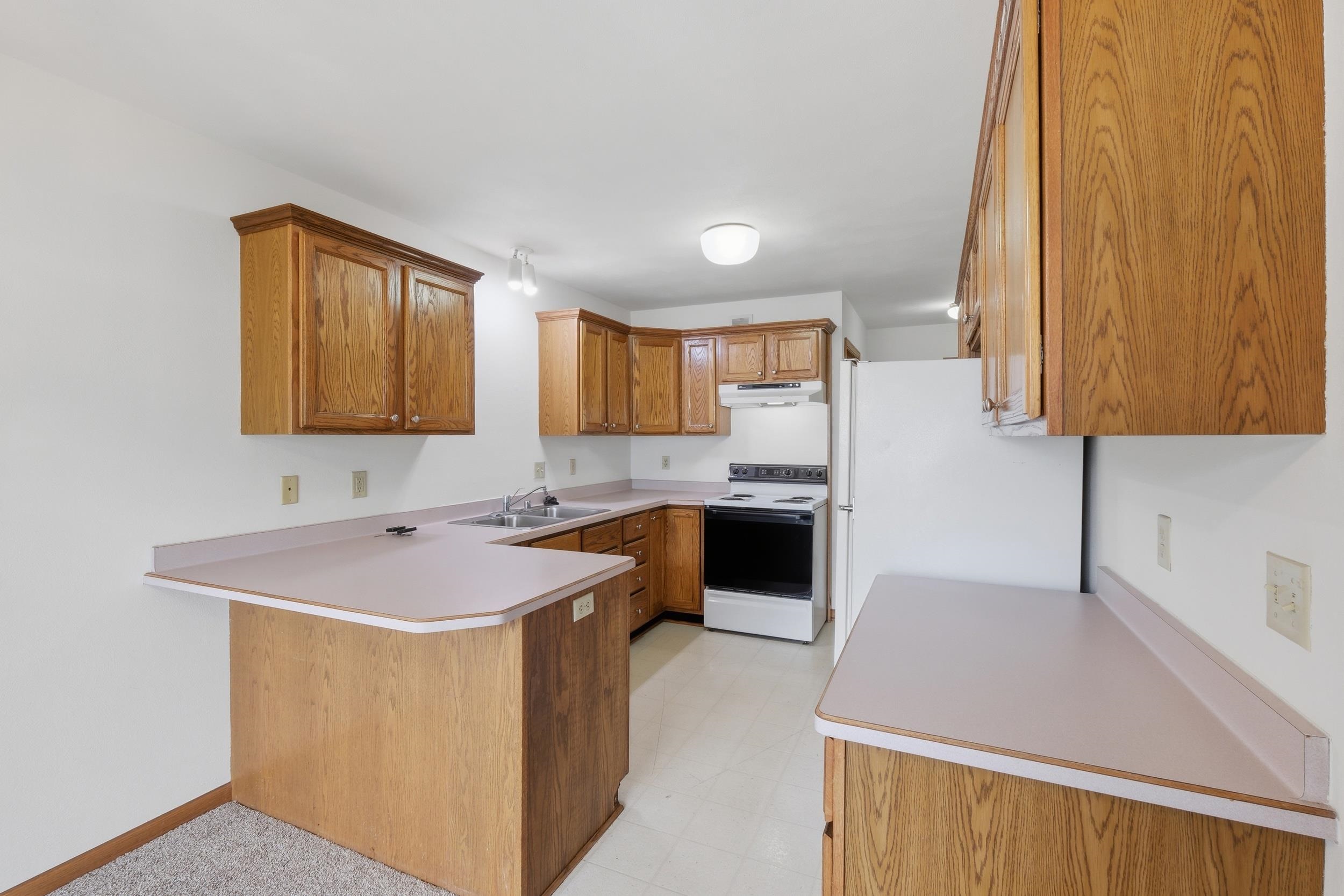 2348 Steven Street Sun Prairie, WI 53590 - Photo 7 of 33 Gallery Image 7