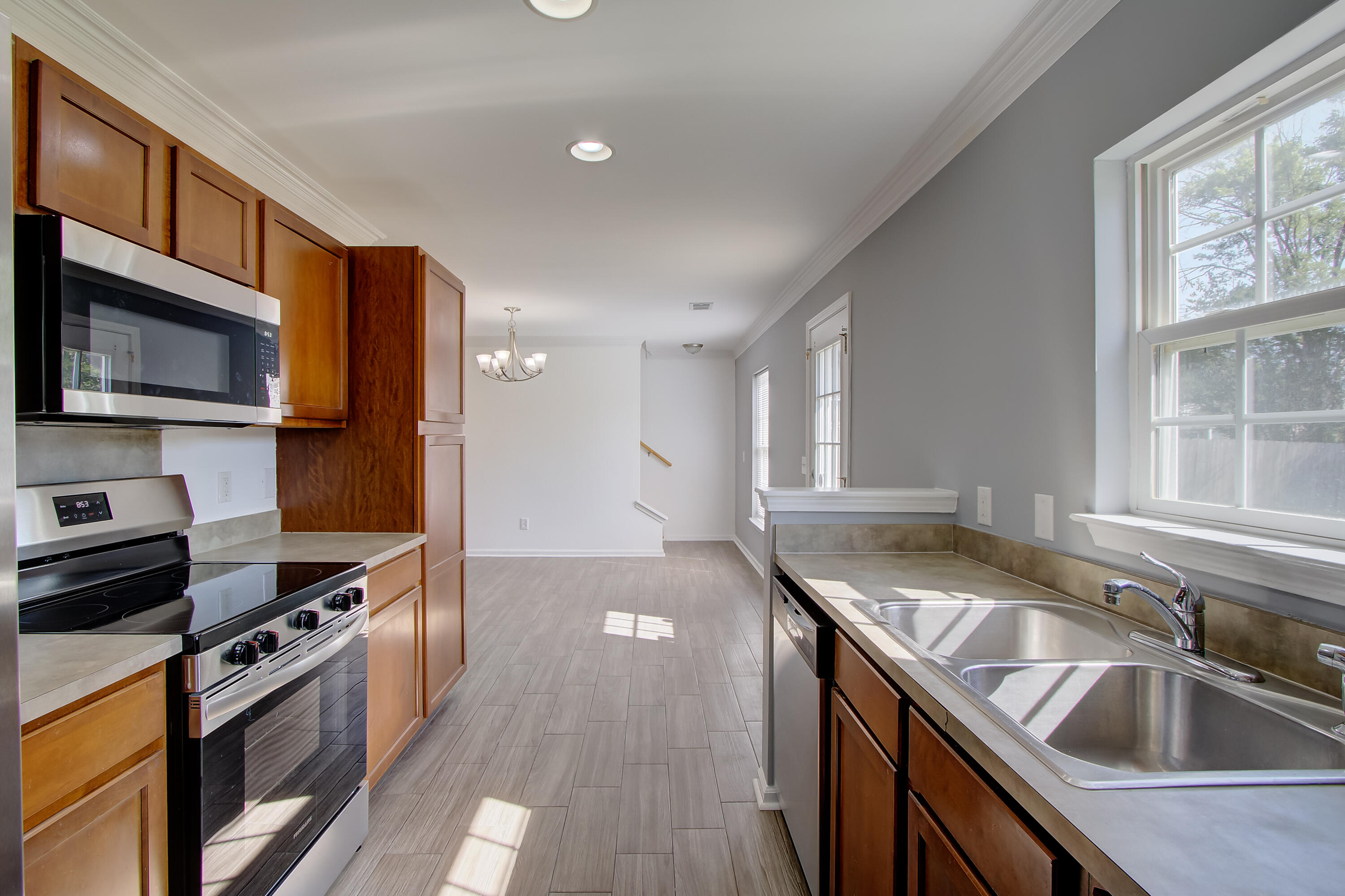 308 Briarbend Road Goose Creek, SC 29445 - Photo 5 of 21