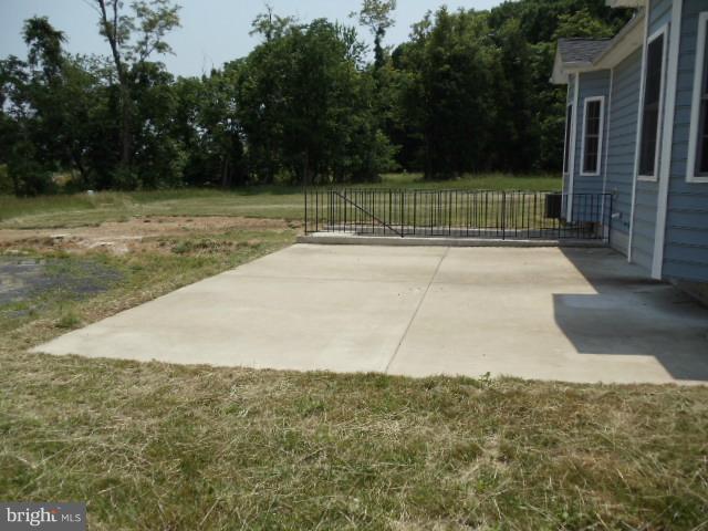 401 Headley Road Middletown, VA 22645 - Photo 16 of 30 Exterior (Rear)