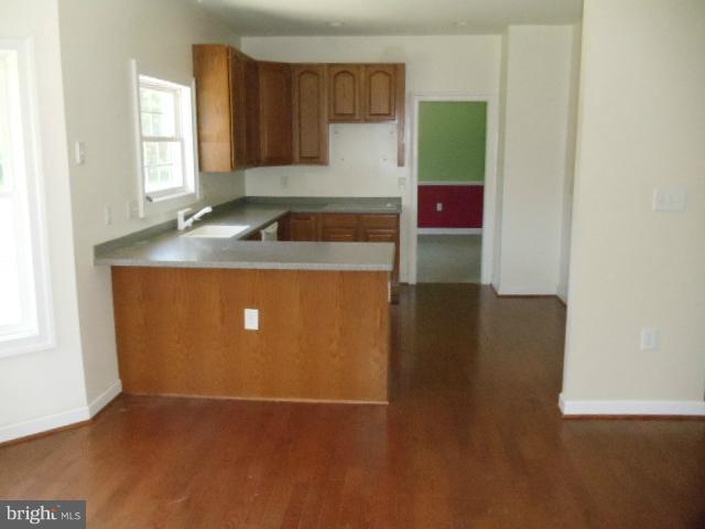 401 Headley Road Middletown, VA 22645 - Photo 17 of 30 Kitchen