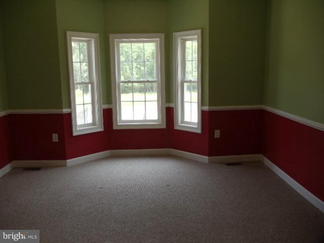 401 Headley Road Middletown, VA 22645 - Photo 7 of 30 Interior (General)