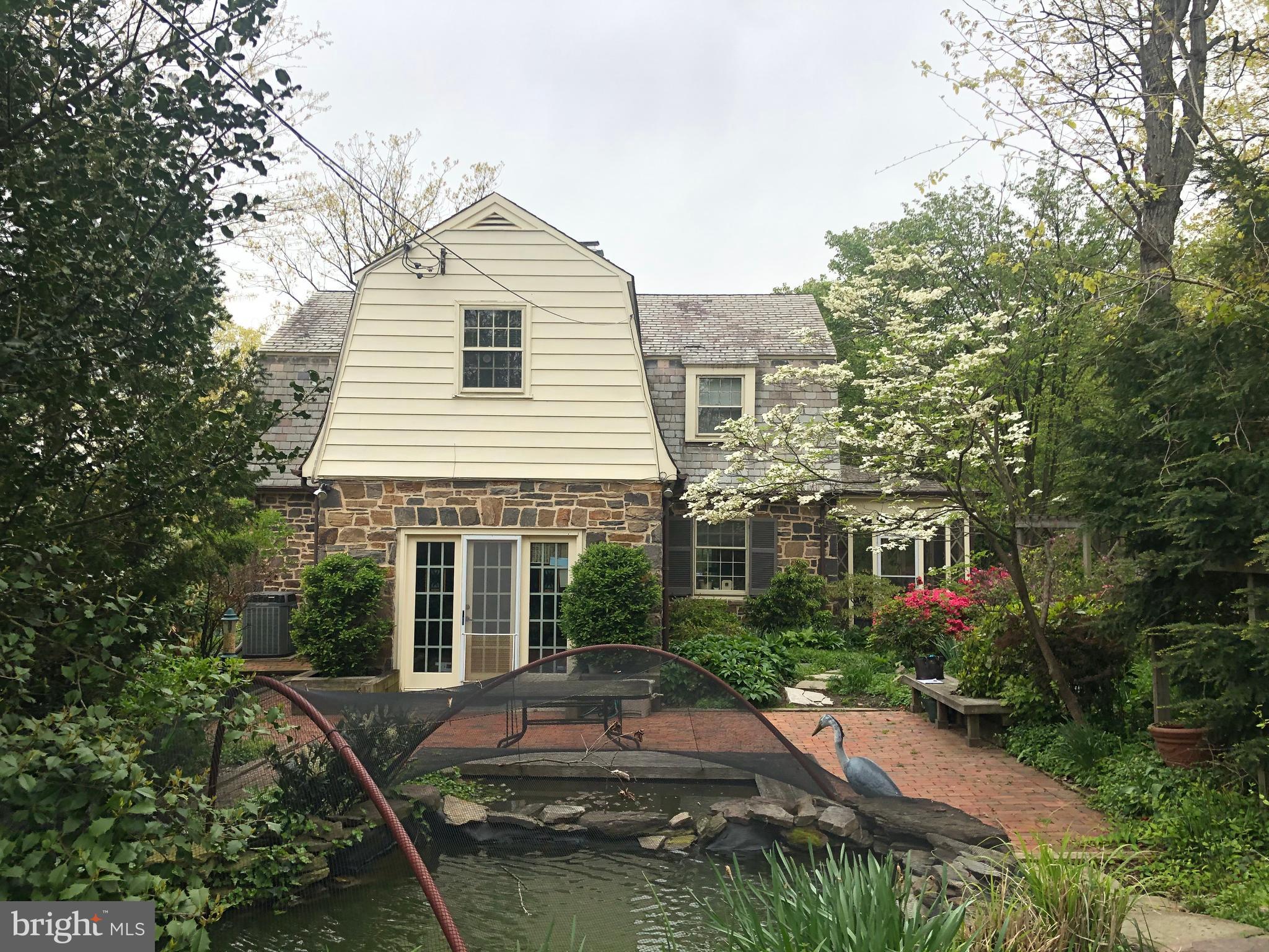 1200 Roundhill Road Baltimore, MD 21218 - Photo 1 of 7