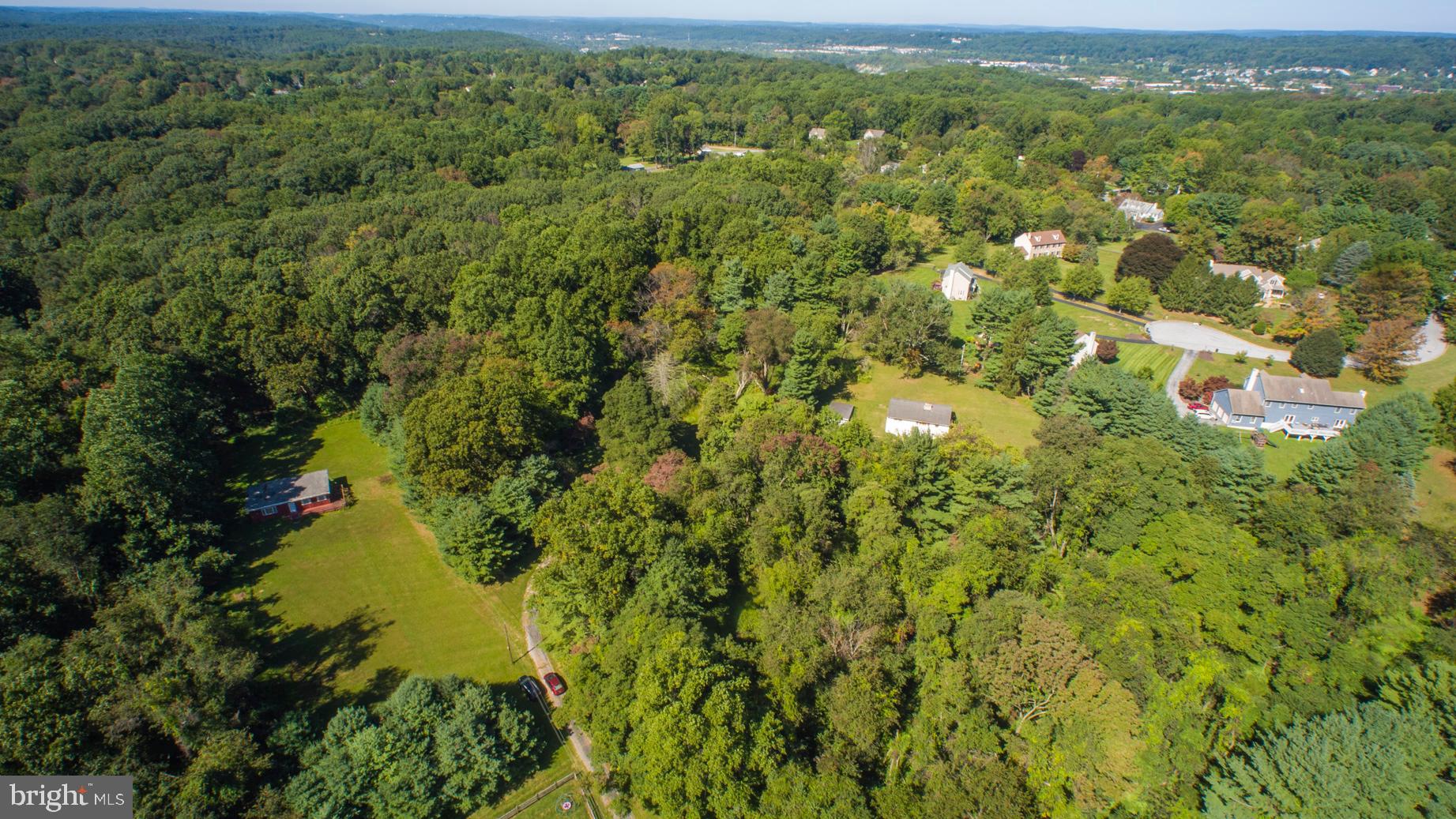 1364 Grove Road West Chester, PA 19380 - Photo 3 of 23