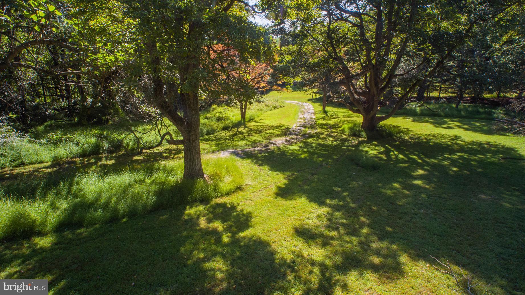 1364 Grove Road West Chester, PA 19380 - Photo 4 of 23