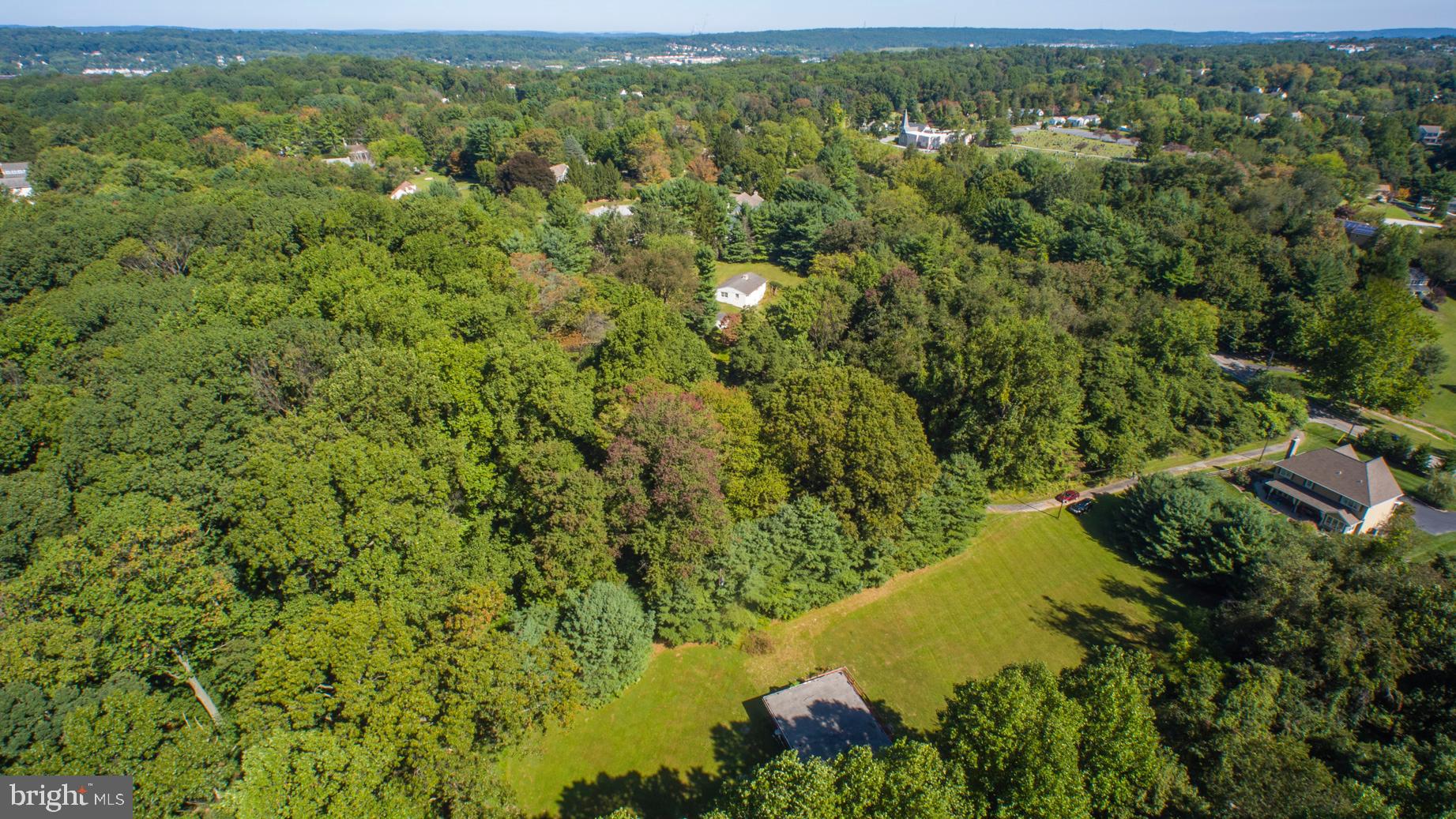 1364 Grove Road West Chester, PA 19380 - Photo 6 of 23