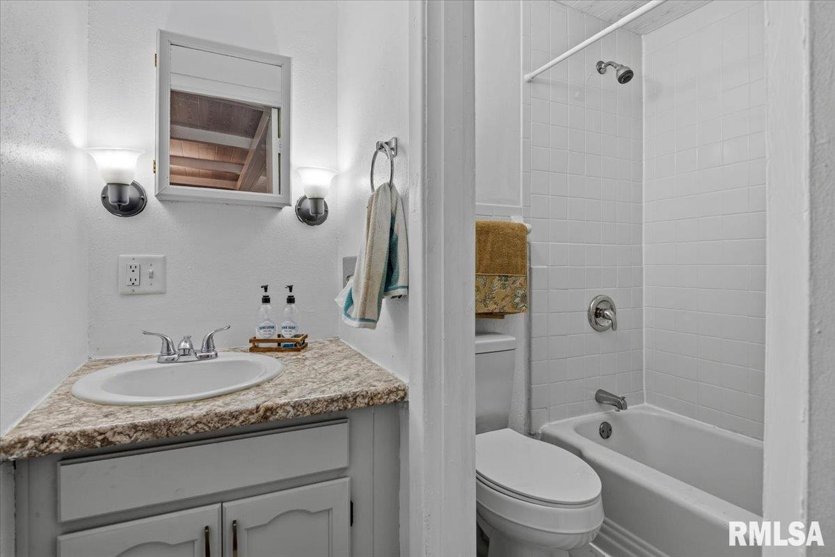 6600 South 6th Street Springfield, IL 62712 - Photo 8 of 31 Gallery Image 8