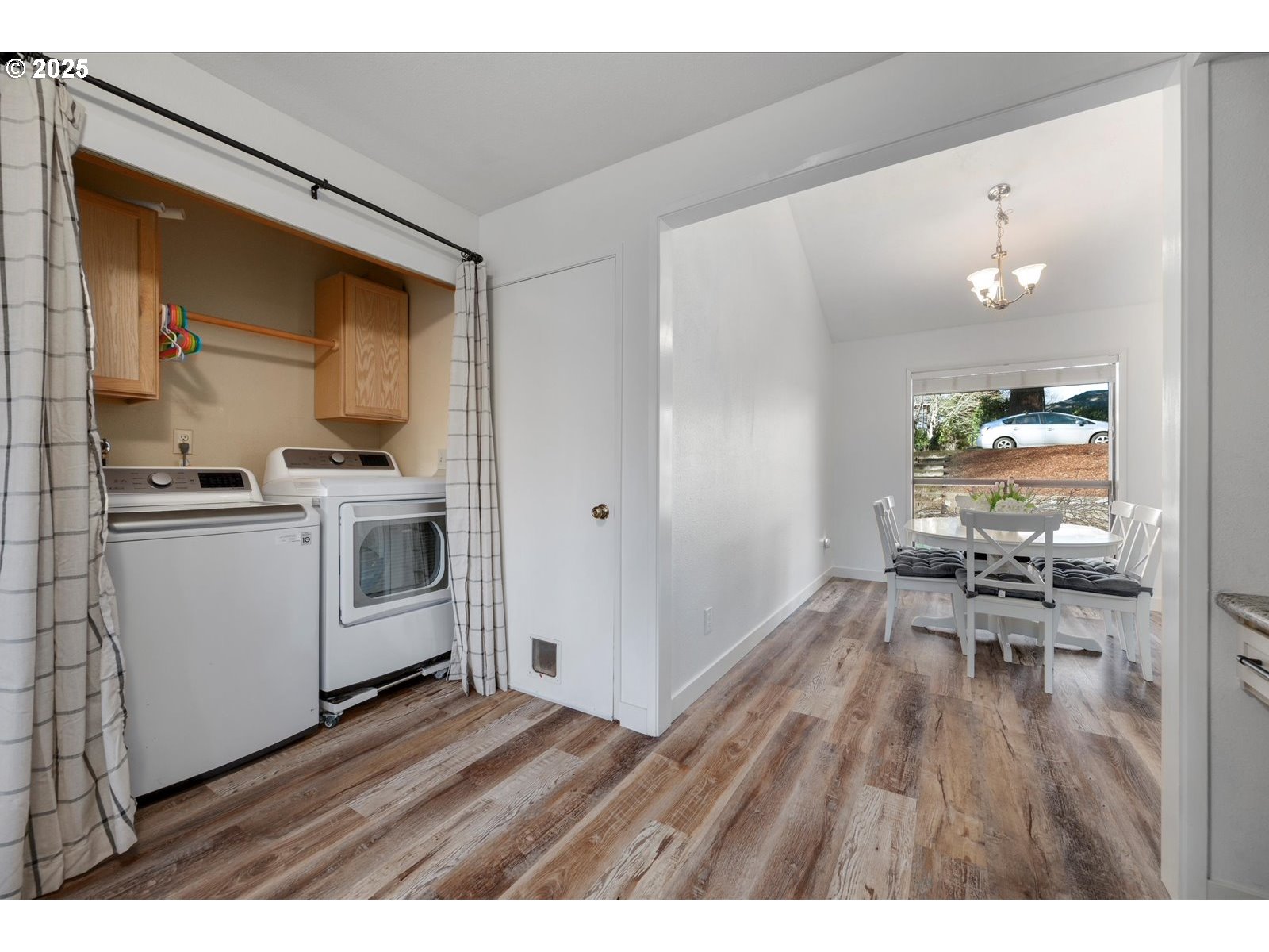 2223 Ostman Road West Linn, OR 97068 - Photo 11 of 36 Gallery Image 11