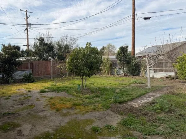 $300,000 | 1340 Bennett Avenue, Dos Palos, CA 93620
