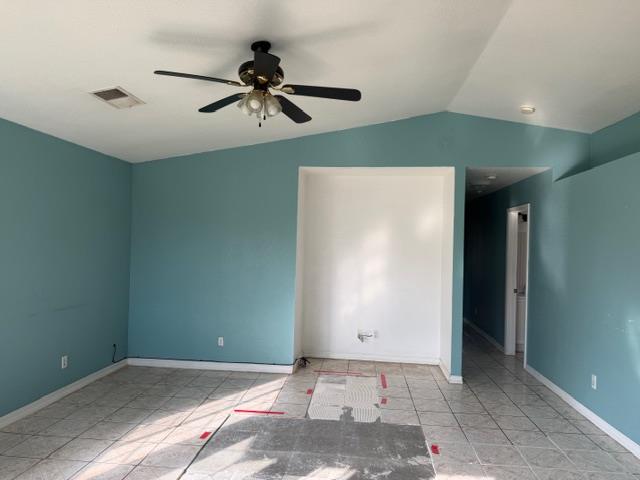 1340 Bennett Avenue Dos Palos, CA 93620 - Photo 4 of 16 a view of an empty room
